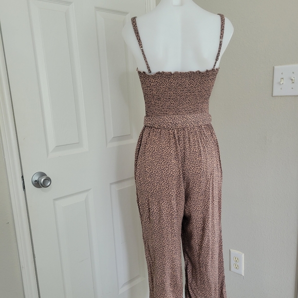 Abercrombie & Fitch Leopard Cinch Top Jumpsuit M EUC Ankle Wide Leg Lightweight - Picture 7 of 16